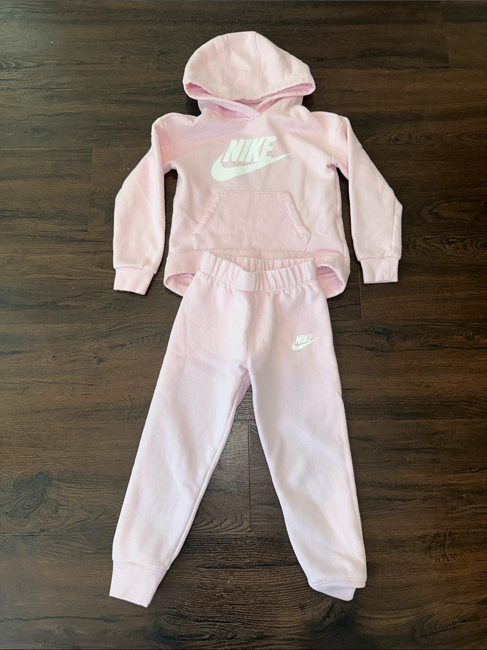 Nike Kids Small 4-5 Years Light Pink and White Hoodie & Joggers Set